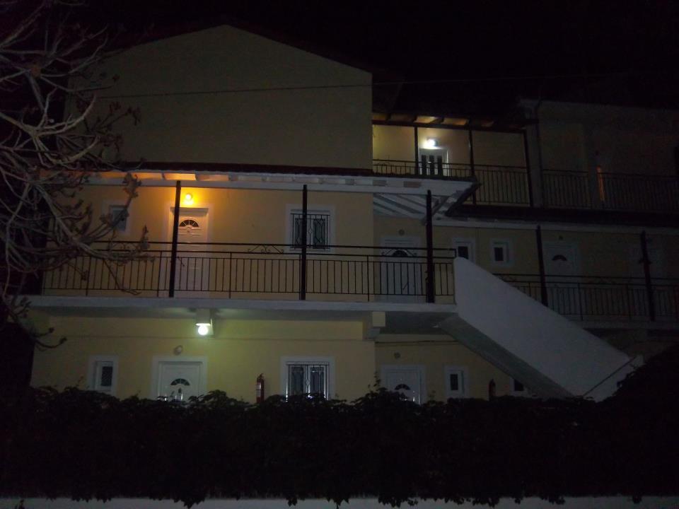 Apollo Hotel Kávos Екстериор снимка