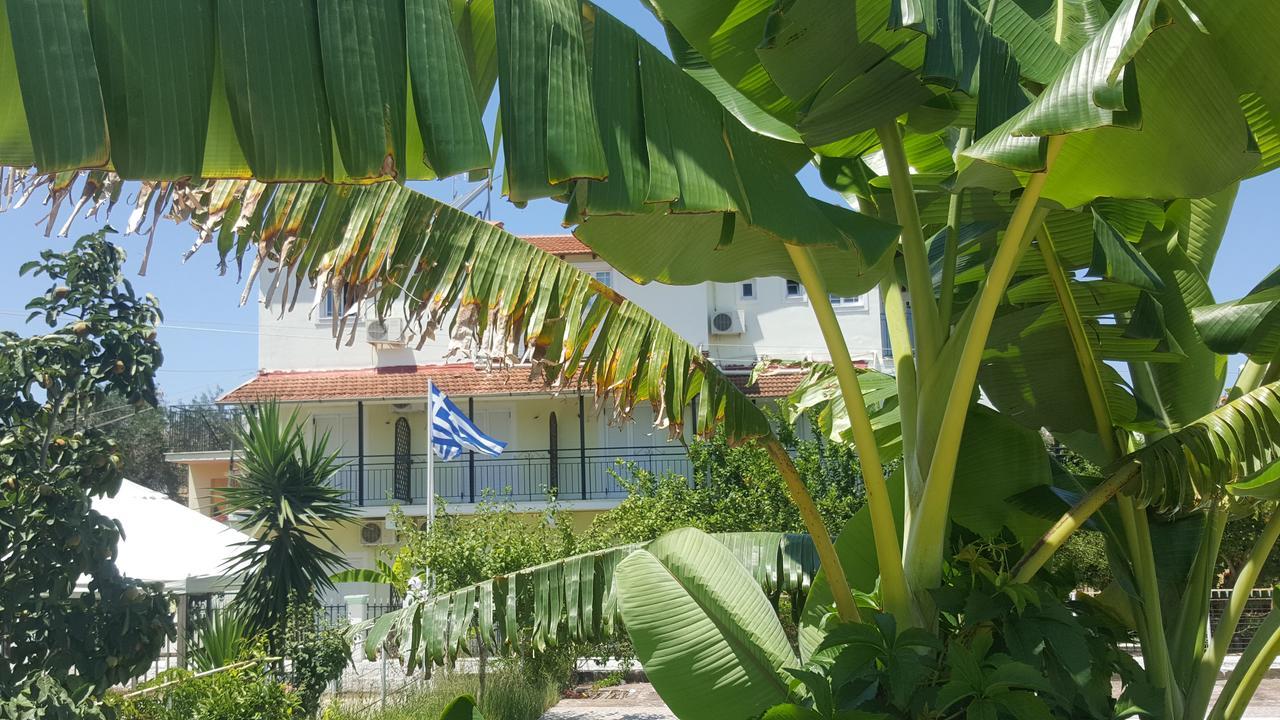 Apollo Hotel Kávos Екстериор снимка